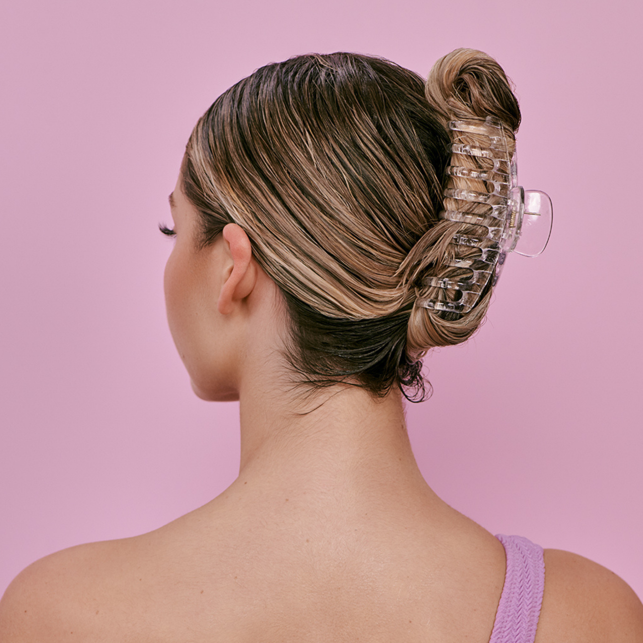 Model using the Mermade Hair Claw Clip - Clear