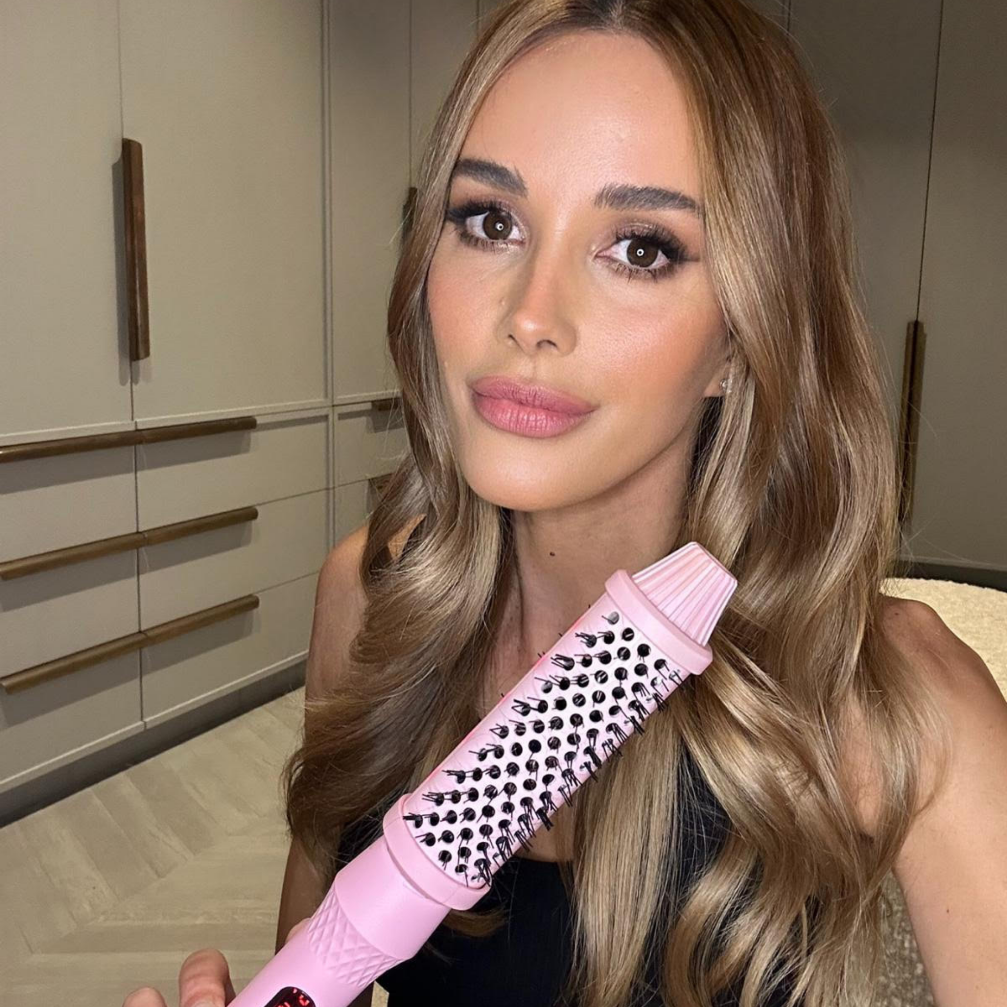 Model using the Mermade Hair Infrared Thermal Brush