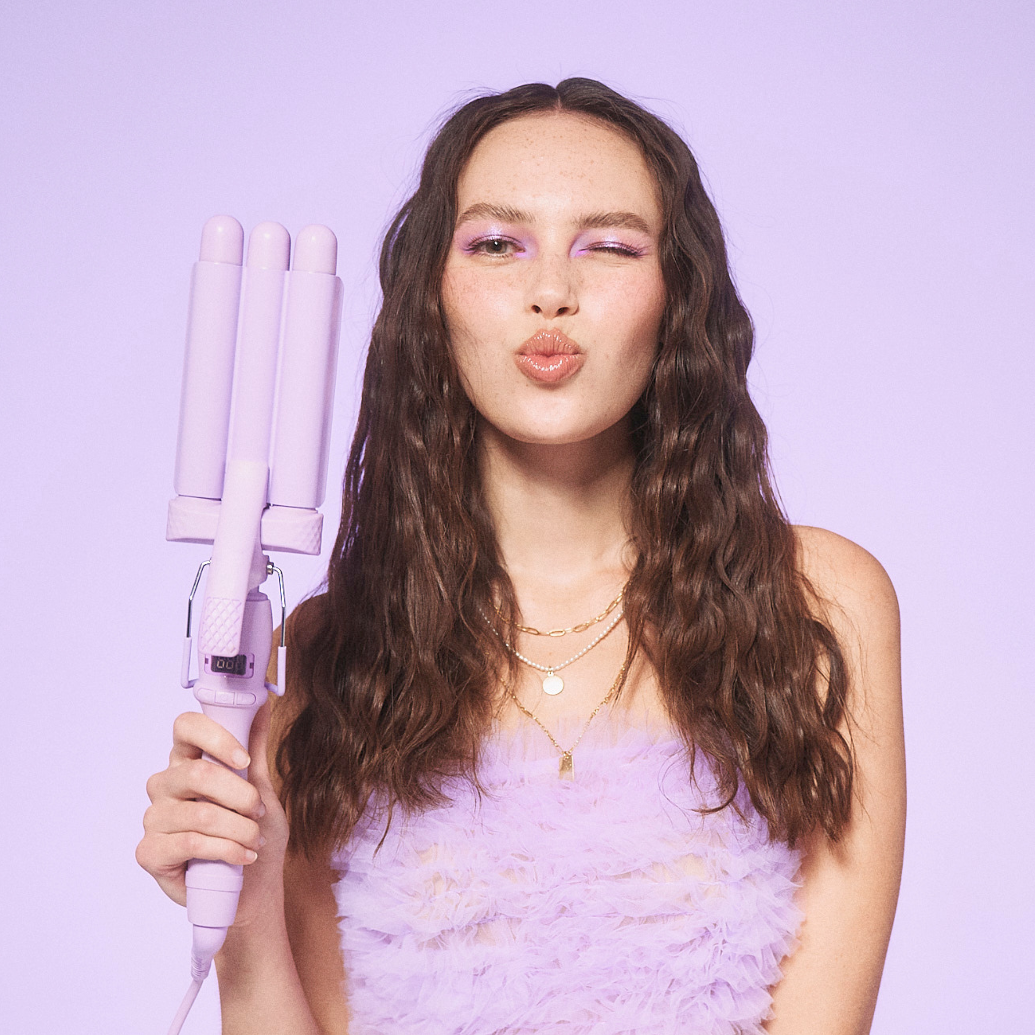 Model using the Mermade PRO Hair Waver - 22mm Cutie® Lilac